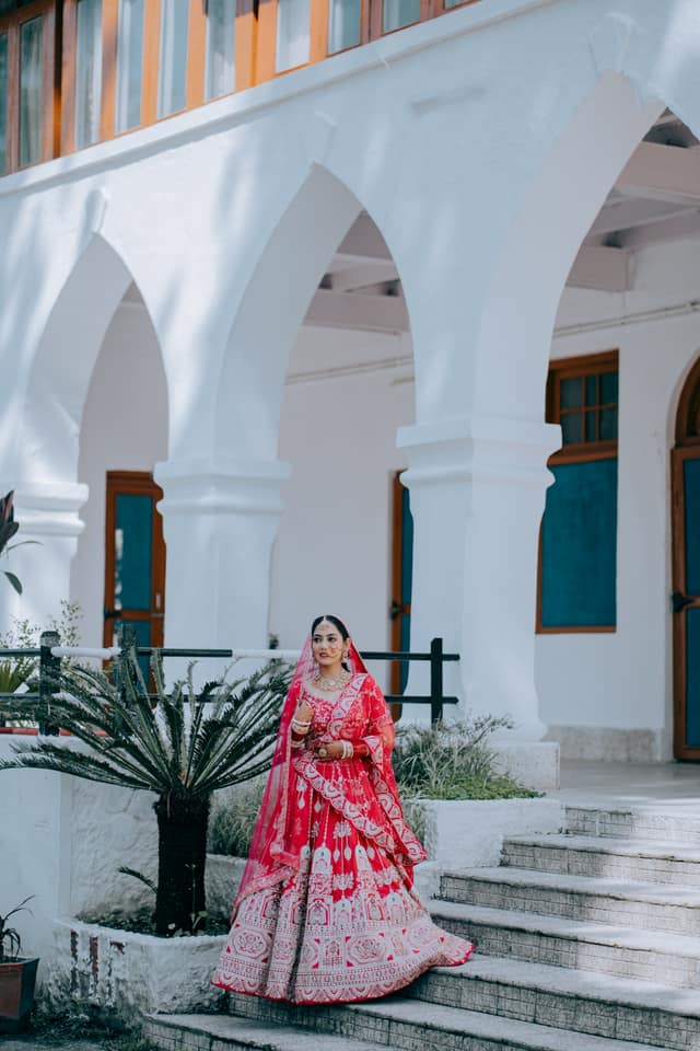 Yogesh & Shivani — photo 10