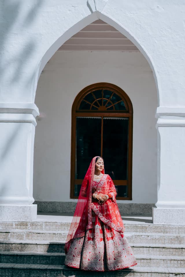 Yogesh & Shivani — photo 14