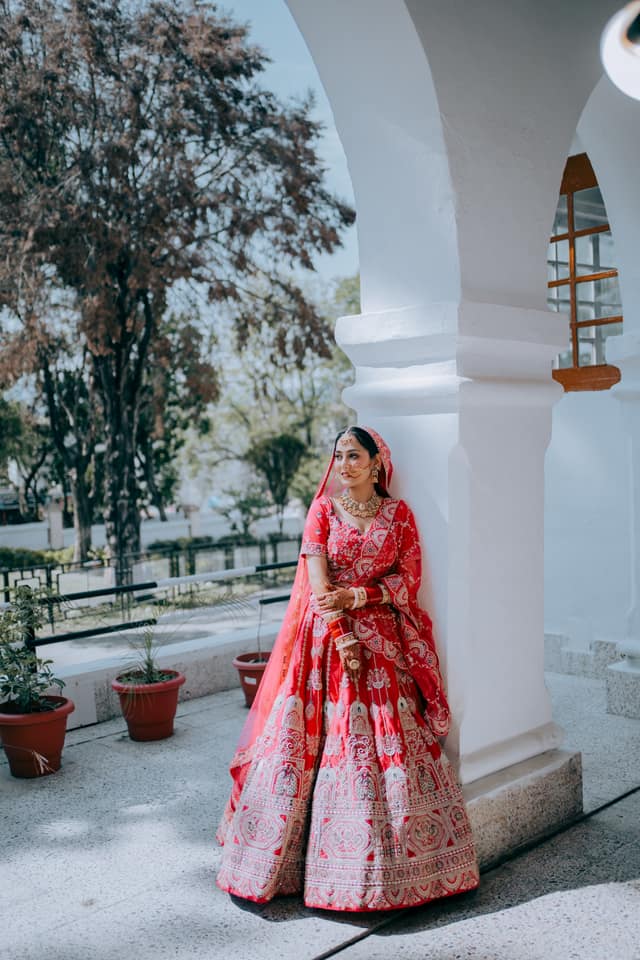 Yogesh & Shivani — photo 15