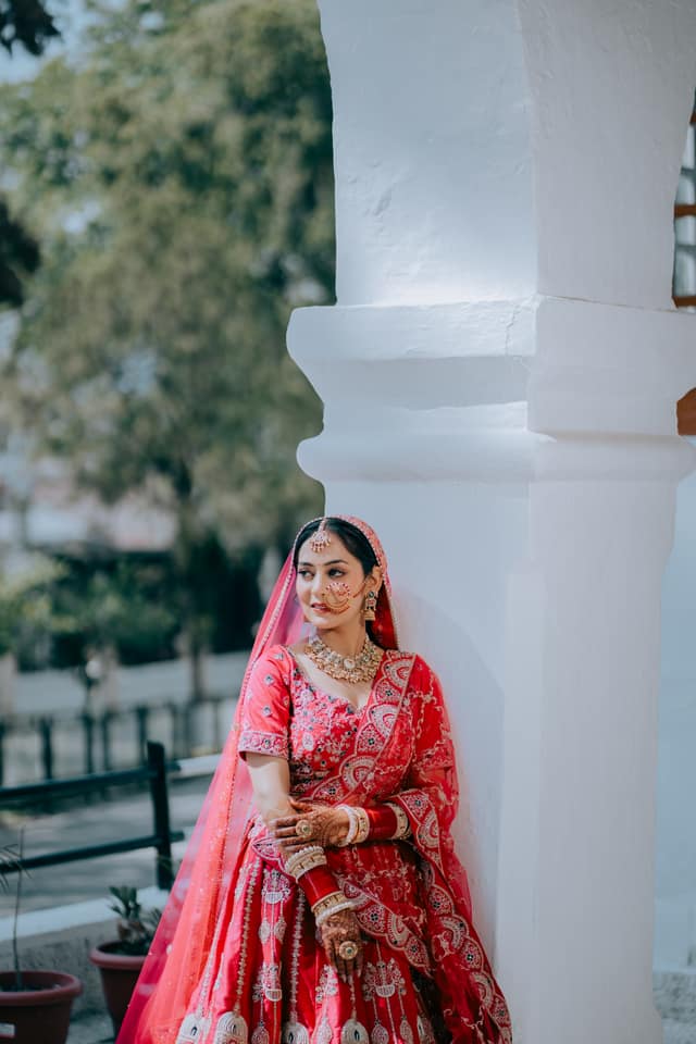 Yogesh & Shivani — photo 20