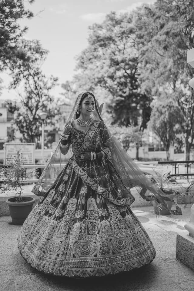 Yogesh & Shivani — photo 23