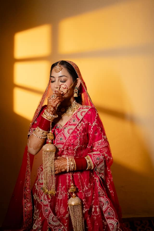 Yogesh & Shivani — photo 30