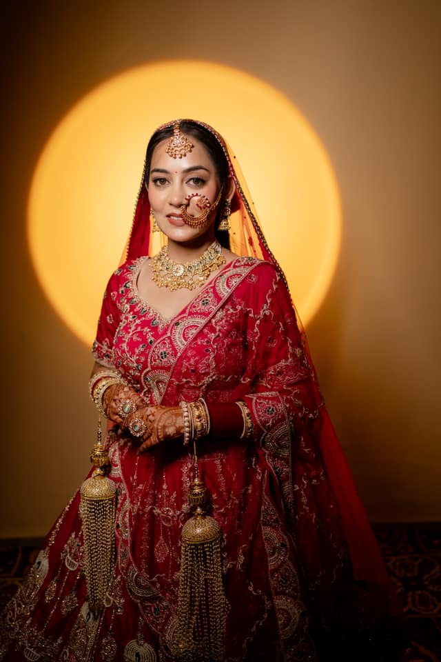 Yogesh & Shivani — photo 32