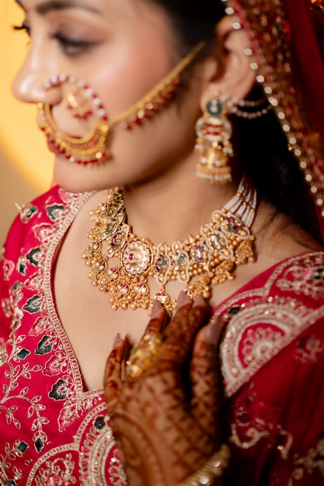 Yogesh & Shivani — photo 33